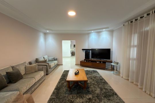Casa à venda com 5 quartos, 1000m² em Colônia Agrícola Samambaia, Brasília