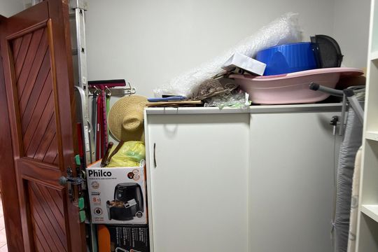 Quarto de serviço de casa à venda com 5 quartos, 1000m² em Colônia Agrícola Samambaia, Brasília