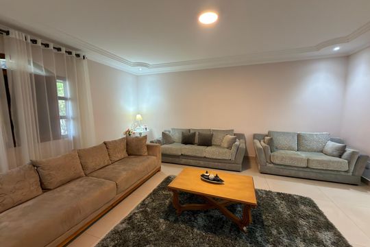 Casa à venda com 5 quartos, 1000m² em Colônia Agrícola Samambaia, Brasília