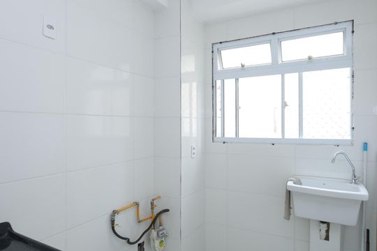 Área de Serviço de apartamento para alugar com 2 quartos, 57m² em Vila Nova Curuca, São Paulo