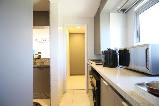 Área de Serviço de apartamento à venda com 3 quartos, 92m² em Jardim Henriqueta, Taboão da Serra