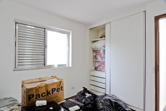 Quarto 2 de casa para alugar com 3 quartos, 300m² em Vila Espanhola, São Paulo