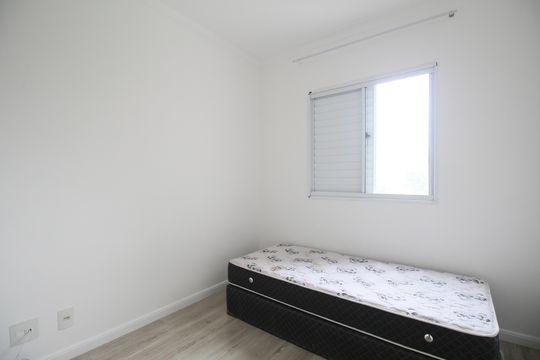 Quarto 1 de apartamento para alugar com 3 quartos, 80m² em Morumbi, São Paulo