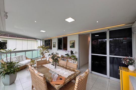 Varanda de apartamento à venda com 3 quartos, 127m² em Recreio dos Bandeirantes, Rio de Janeiro