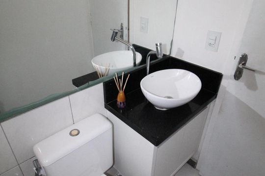 Banheiro de apartamento para alugar com 2 quartos, 55m² em Floradas de São José, São José dos Campos