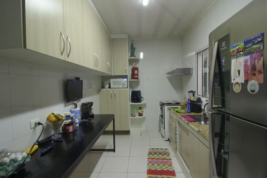 Cozinha de casa para alugar com 2 quartos, 120m² em Freguesia do Ó, São Paulo