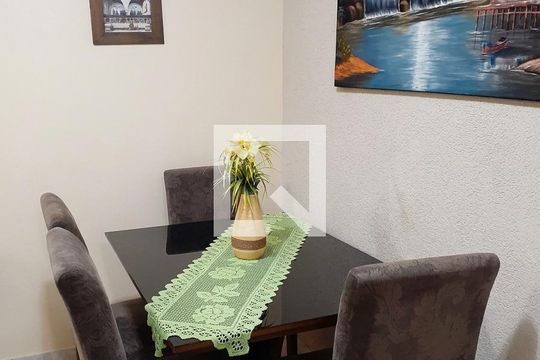 Sala de apartamento à venda com 2 quartos, 61m² em Picanço, Guarulhos