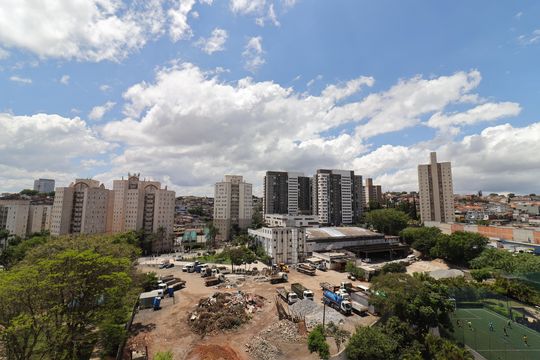 Vista Quarto de apartamento à venda com 3 quartos, 75m² em Jardim Consorcio, São Paulo