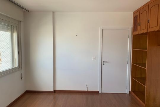 Sala 2 de apartamento à venda com 2 quartos, 150m² em Centro, São Leopoldo