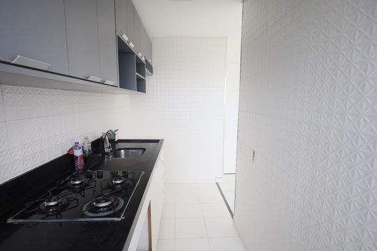 Cozinha de apartamento para alugar com 2 quartos, 42m² em Jardim Boa Vista (zona Oeste), Osasco