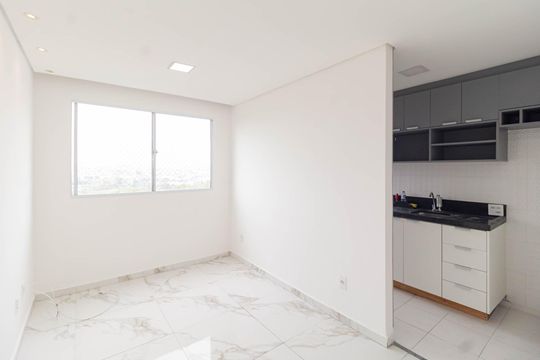Apartamento para alugar com 2 quartos, 42m² em Jardim Boa Vista (zona Oeste), Osasco