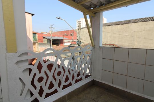 lavanderia de casa para alugar com 4 quartos, 168m² em Jardim Lisboa, São Paulo
