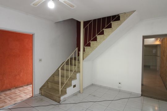 Sala de casa para alugar com 4 quartos, 168m² em Jardim Lisboa, São Paulo