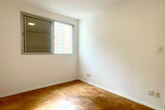 Quarto 2 de apartamento para alugar com 2 quartos, 102m² em Cerqueira César, São Paulo