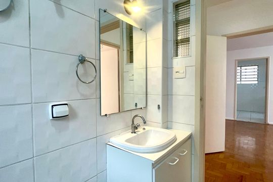 Banheiro de apartamento para alugar com 2 quartos, 102m² em Cerqueira César, São Paulo