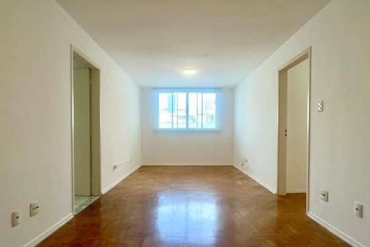 Apartamento para alugar com 2 quartos, 102m² em Cerqueira César, São Paulo