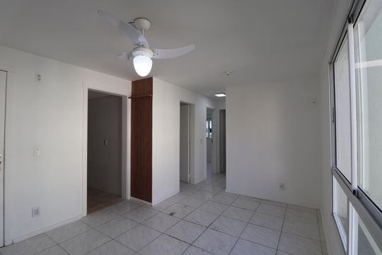 Apartamento para alugar com 3 quartos, 52m² em Mato Grande, Canoas