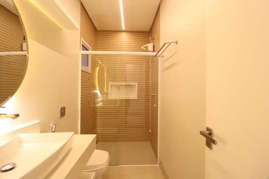Banheiro Social de casa para alugar com 3 quartos, 200m² em Brasil, Uberlândia