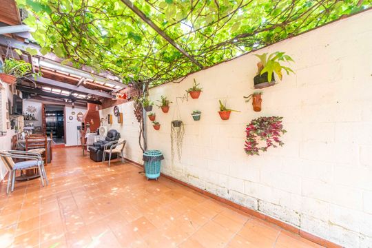 Quintal e Área Gourmet de casa à venda com 3 quartos, 205m² em Parque Bandeirante, Santo André