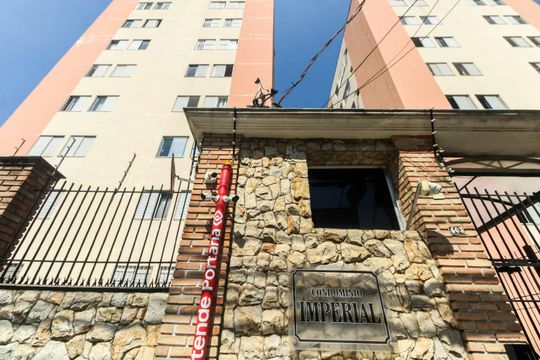 Fachada  de apartamento para alugar com 2 quartos, 54m² em Vila Esperança, São Paulo