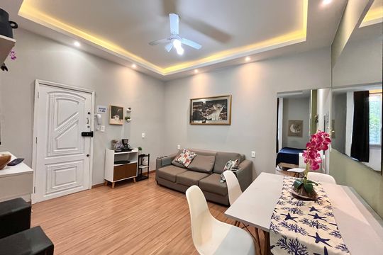 Apartamento para alugar com 1 quarto, 55m² em Copacabana, Rio de Janeiro