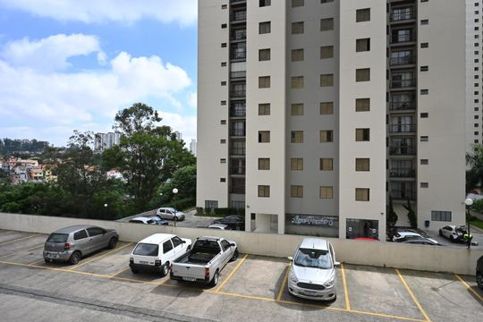 Vista do Quarto 2 de apartamento para alugar com 2 quartos, 68m² em Chácara Agrindus, Taboão da Serra