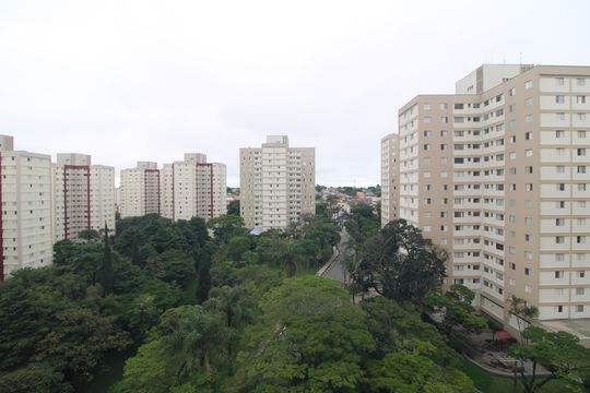 Vista da janela de apartamento para alugar com 3 quartos, 70m² em Socorro, São Paulo