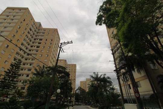 Fachada de apartamento para alugar com 3 quartos, 70m² em Socorro, São Paulo
