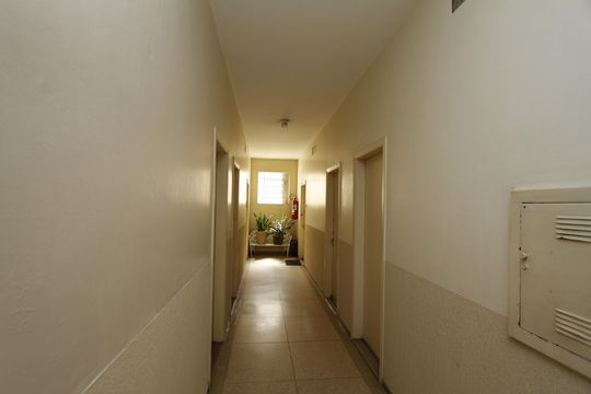 Corredor de apartamento para alugar com 2 quartos, 90m² em Barroca, Belo Horizonte