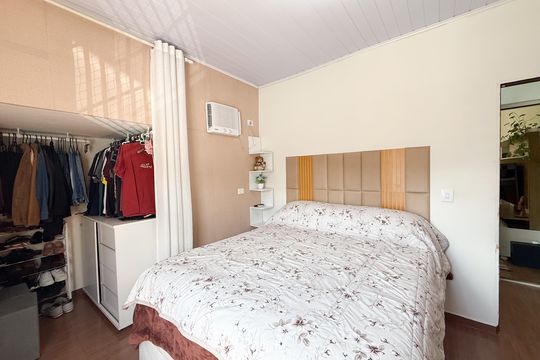 Suíte de casa para alugar com 3 quartos, 90m² em Jardim Monjolo, São Paulo