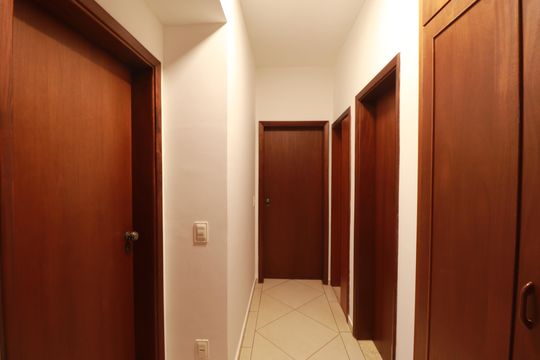 Corredor  de apartamento para alugar com 4 quartos, 156m² em Centro, Ribeirão Preto