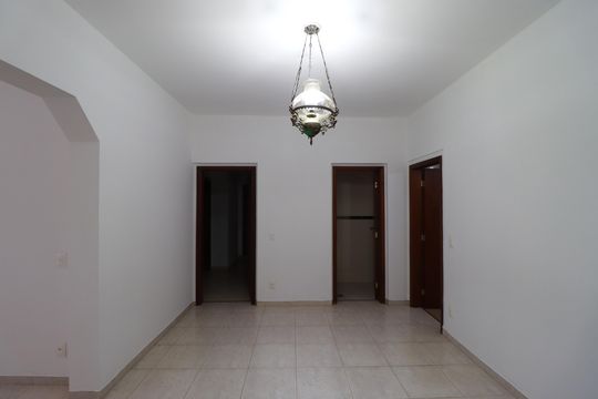 Apartamento para alugar com 4 quartos, 156m² em Centro, Ribeirão Preto