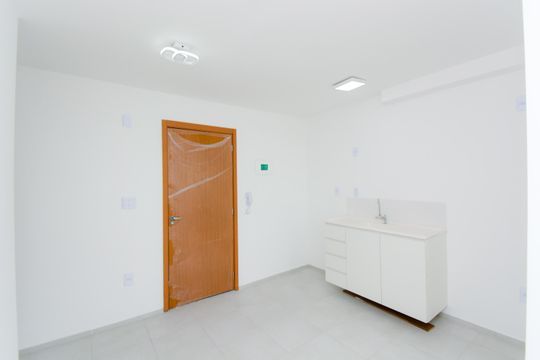 Sala de apartamento para alugar com 2 quartos, 41m² em Vila Nova Bonsucesso, Guarulhos
