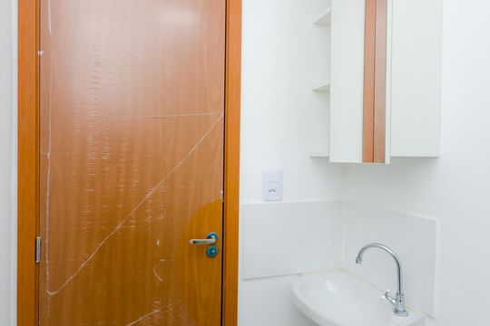 Banheiro de apartamento para alugar com 2 quartos, 41m² em Vila Nova Bonsucesso, Guarulhos
