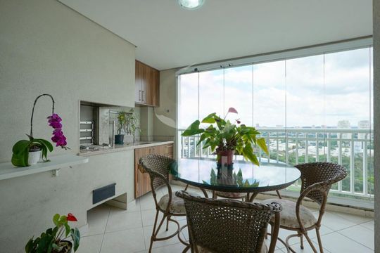 Apartamento à venda com 3 quartos, 185m² em Campo Grande, São Paulo