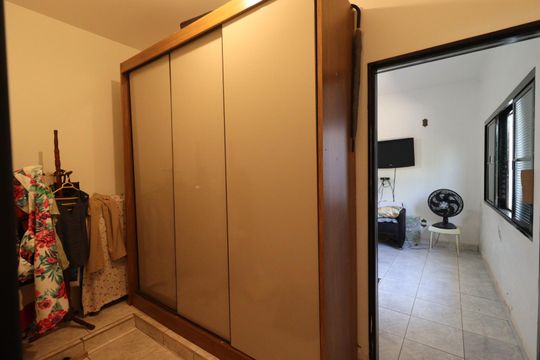 Closet de casa para alugar com 5 quartos, 390m² em Vila Monte Alegre, Ribeirão Preto