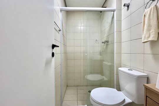 Banheiro Corredor de apartamento para alugar com 3 quartos, 77m² em Vila Mascote, São Paulo