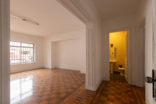 Casa à venda com 4 quartos, 260m² em Água Branca, São Paulo