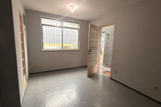 Sala de casa para alugar com 2 quartos, 90m² em Parque Pauliceia, Duque de Caxias
