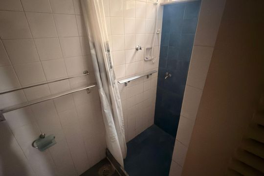 Banheiro  de casa para alugar com 2 quartos, 90m² em Parque Pauliceia, Duque de Caxias