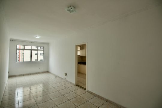 Sala de apartamento para alugar com 1 quarto, 60m² em José Menino, Santos