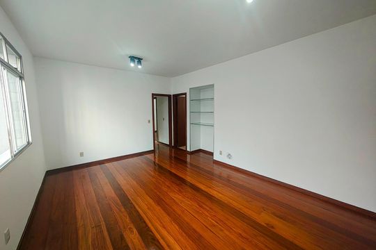 Apartamento à venda com 3 quartos, 112m² em Savassi, Belo Horizonte