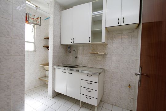 Cozinha de apartamento à venda com 2 quartos, 67m² em Buritis, Belo Horizonte