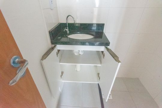 Banheiro de apartamento para alugar com 2 quartos, 42m² em Jardim Paraiso de Viracopos, Campinas
