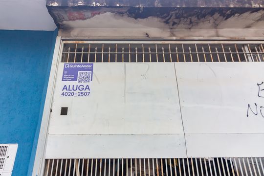 Fachada de casa para alugar com 1 quarto, 55m² em Conceicao, Osasco