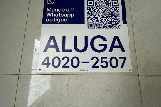 Código de apartamento para alugar com 3 quartos, 130m² em Bento Ribeiro, Rio de Janeiro