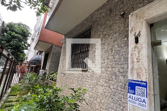 Fachada de apartamento para alugar com 1 quarto, 55m² em Copacabana, Rio de Janeiro
