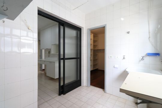 Área de serviço  de apartamento para alugar com 3 quartos, 100m² em Perdizes, São Paulo