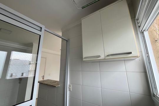 Área de Serviço de apartamento para alugar com 2 quartos, 53m² em Vila Siqueira, São Paulo