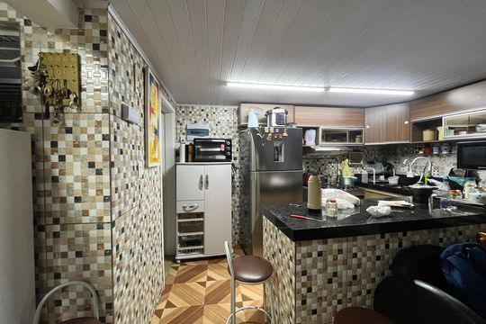 Casa 1 - Cozinha de casa à venda com 2 quartos, 235m² em Jardim Guarani, São Paulo
